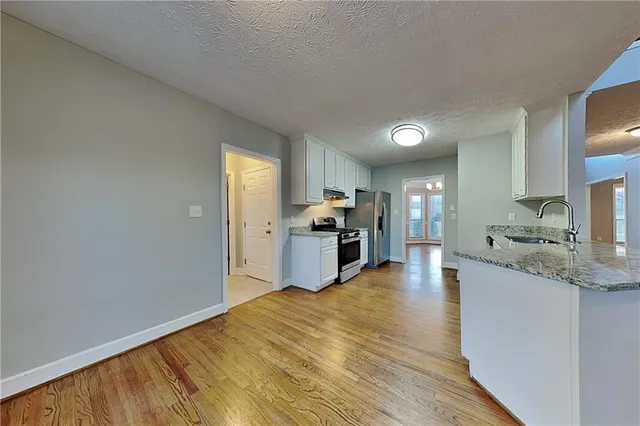 $2,500 | 2157 Brandon Lee Drive Southwest, Marietta, GA 30008