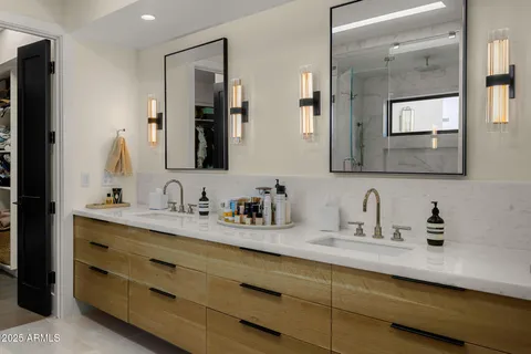 $6,800,000 | 6200 East Naumann Drive, Paradise Valley, AZ 85253