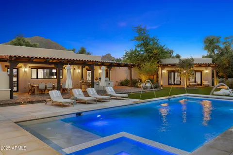 $6,800,000 | 6200 East Naumann Drive, Paradise Valley, AZ 85253