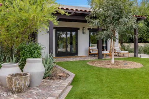 $6,800,000 | 6200 East Naumann Drive, Paradise Valley, AZ 85253