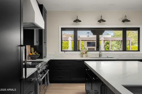 $6,800,000 | 6200 East Naumann Drive, Paradise Valley, AZ 85253