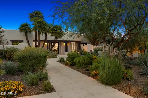 $6,800,000 | 6200 East Naumann Drive, Paradise Valley, AZ 85253