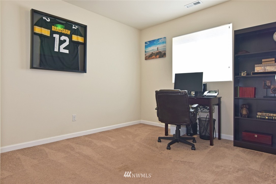 17714 33rd Drive Southeast Bothell, WA 98012 - Photo 12 of 19 Gallery Image 12