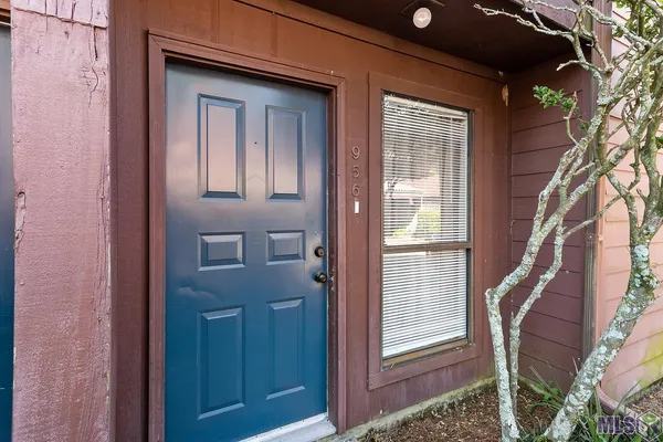 $1,550 | 956 Ridgepoint Court, Unit 15C, Baton Rouge, LA 70810