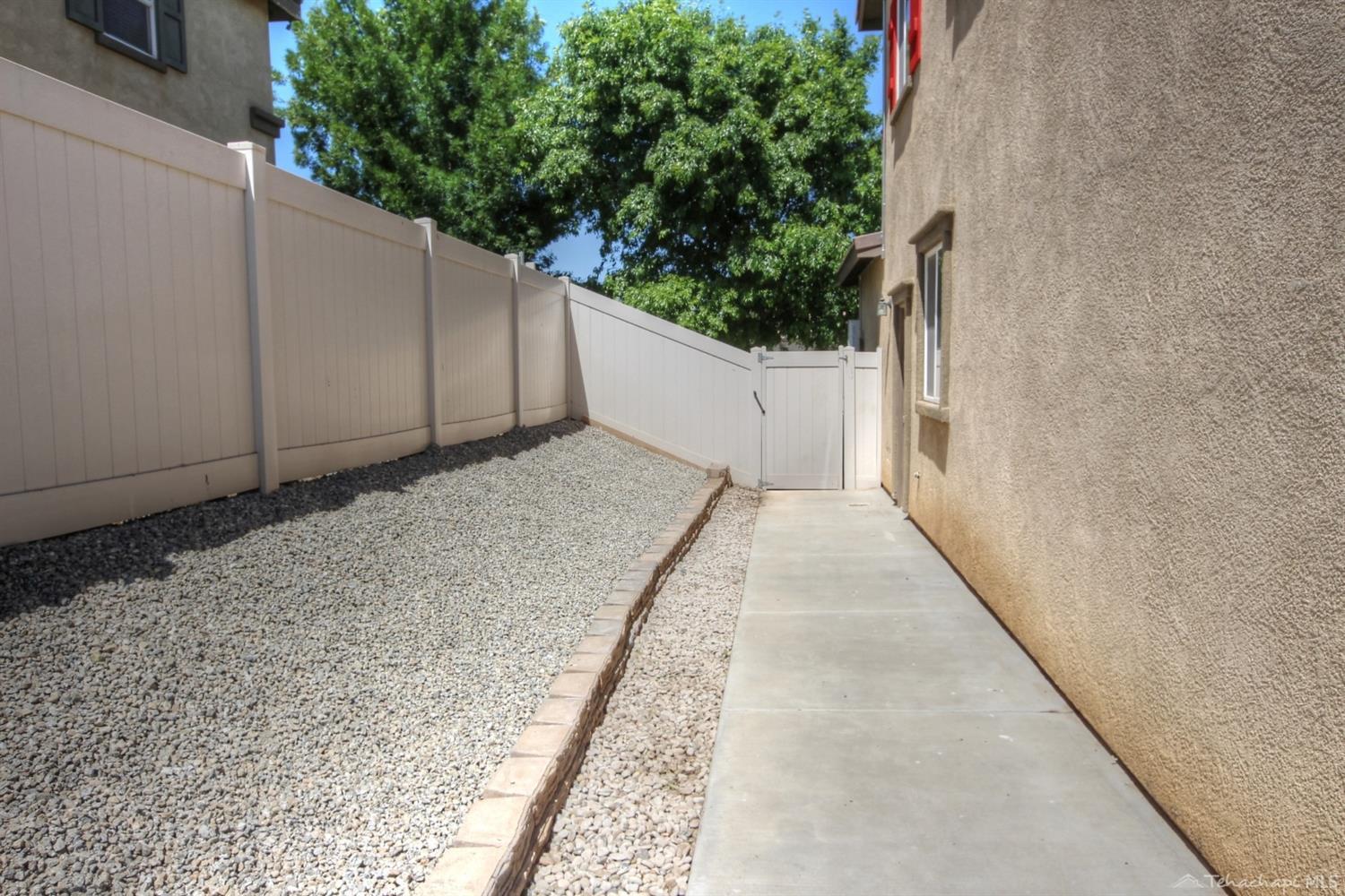 1340 Wild Olive Road Tehachapi, CA 93561 - Photo 37 of 38 Gallery Image 37