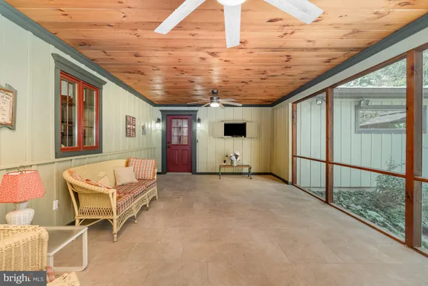 $499,900 | 36 Sassafras Lane, Port Royal, PA 17082