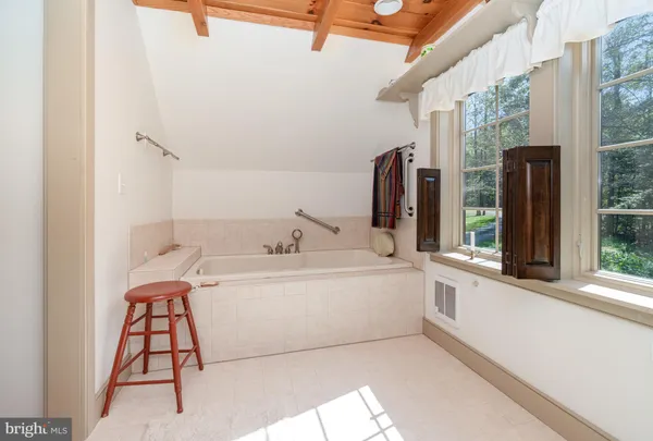 $499,900 | 36 Sassafras Lane, Port Royal, PA 17082