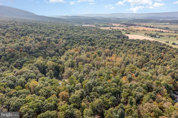 $499,900 | 36 Sassafras Lane, Port Royal, PA 17082