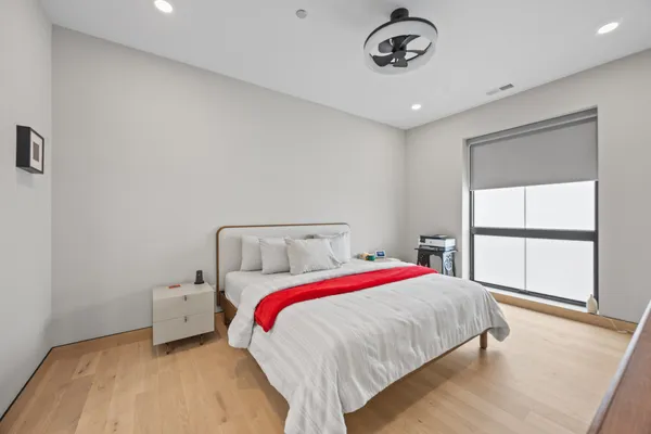 $950,000 | 2024 West Irving Park Road, Unit 302, Chicago, IL 60618