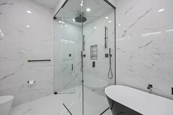 $950,000 | 2024 West Irving Park Road, Unit 302, Chicago, IL 60618