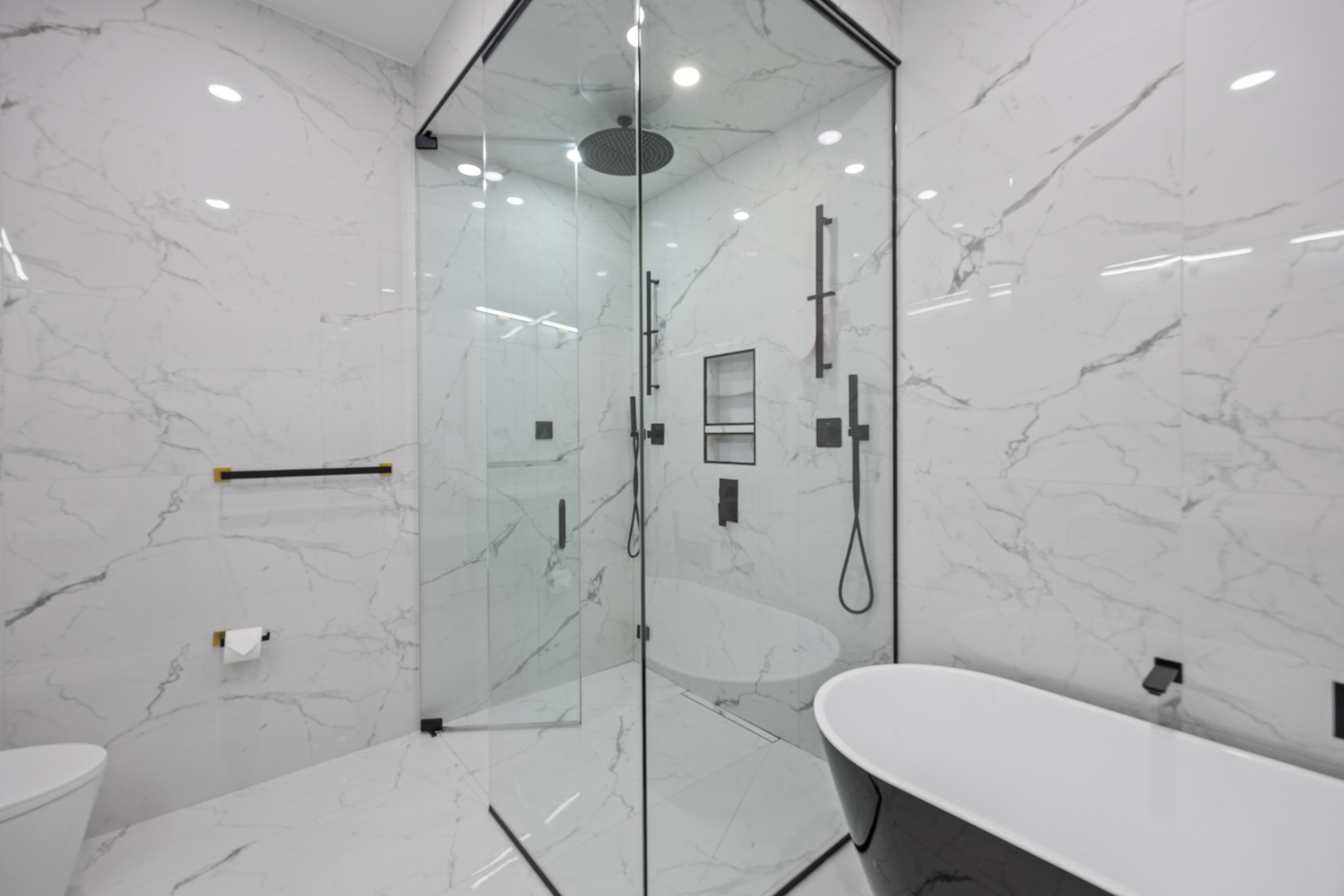 2024 West Irving Park Road, Unit 302 Chicago, IL 60618 - Photo 16 of 23