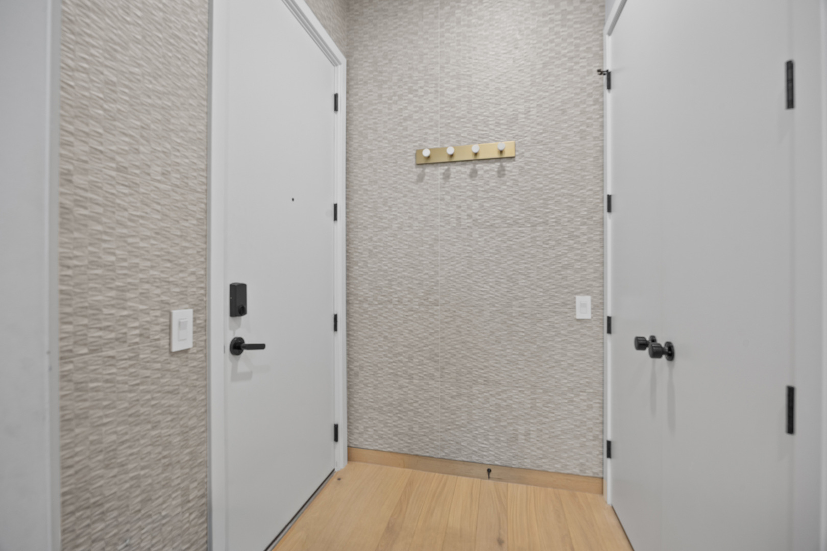 2024 West Irving Park Road, Unit 302 Chicago, IL 60618 - Photo 22 of 23