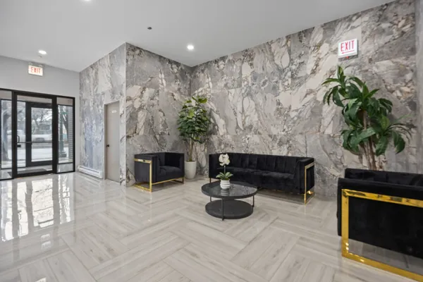 $950,000 | 2024 West Irving Park Road, Unit 302, Chicago, IL 60618