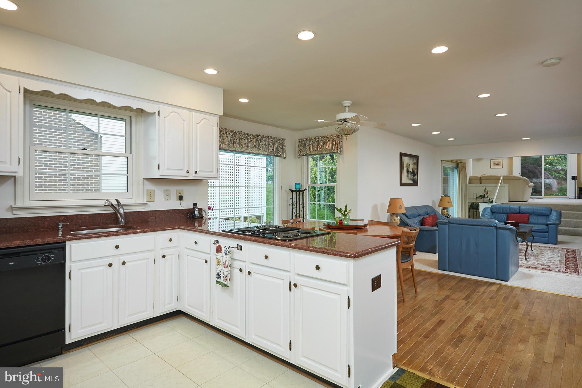 7901 Burdette Road Bethesda, MD 20817 - Photo 9 of 30 Kitchen