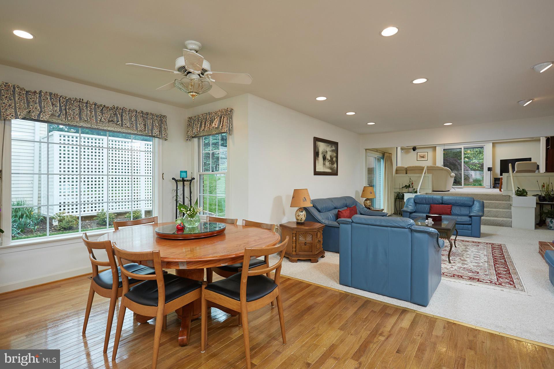 7901 Burdette Road Bethesda, MD 20817 - Photo 10 of 30 Breakfast Nook off Kitchen