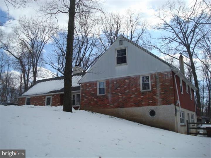 5007 Hiffletrayer Road Green Lane, PA 18054 - Photo 2 of 14 Gallery Image 2