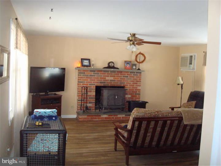 5007 Hiffletrayer Road Green Lane, PA 18054 - Photo 12 of 14 Gallery Image 12
