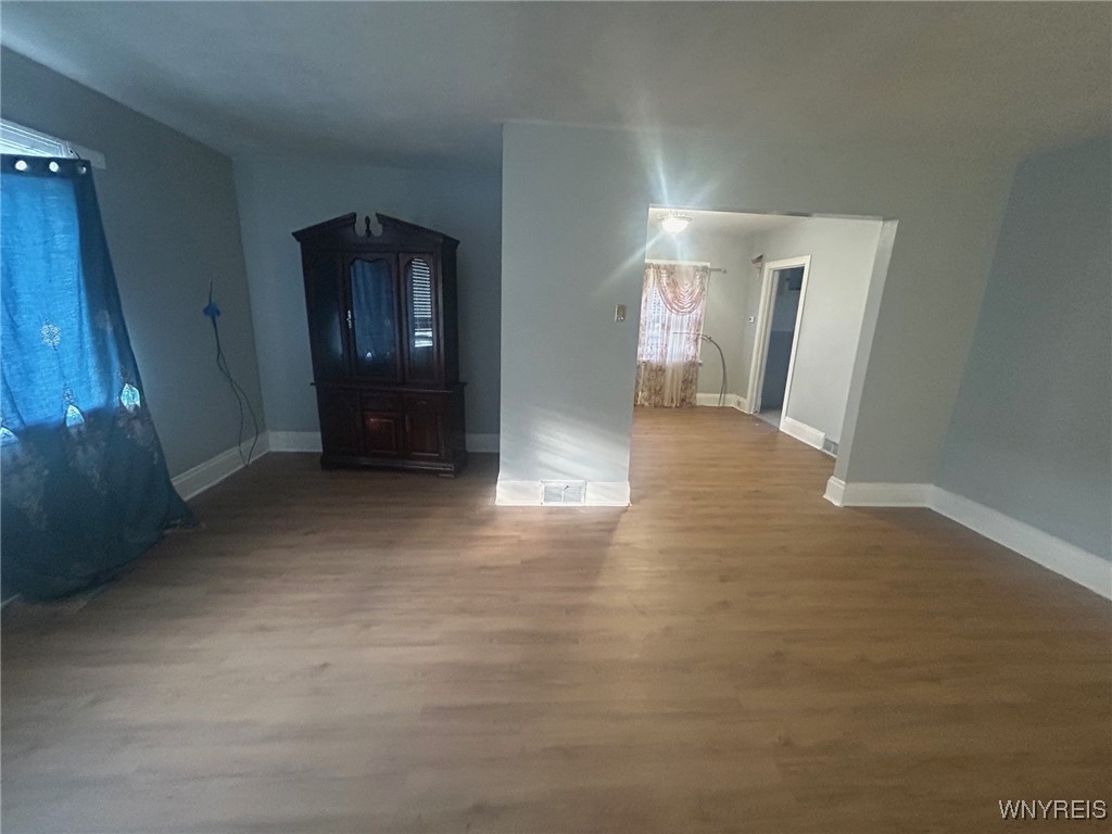 63 Page Street Buffalo, NY 14207 - Photo 2 of 9