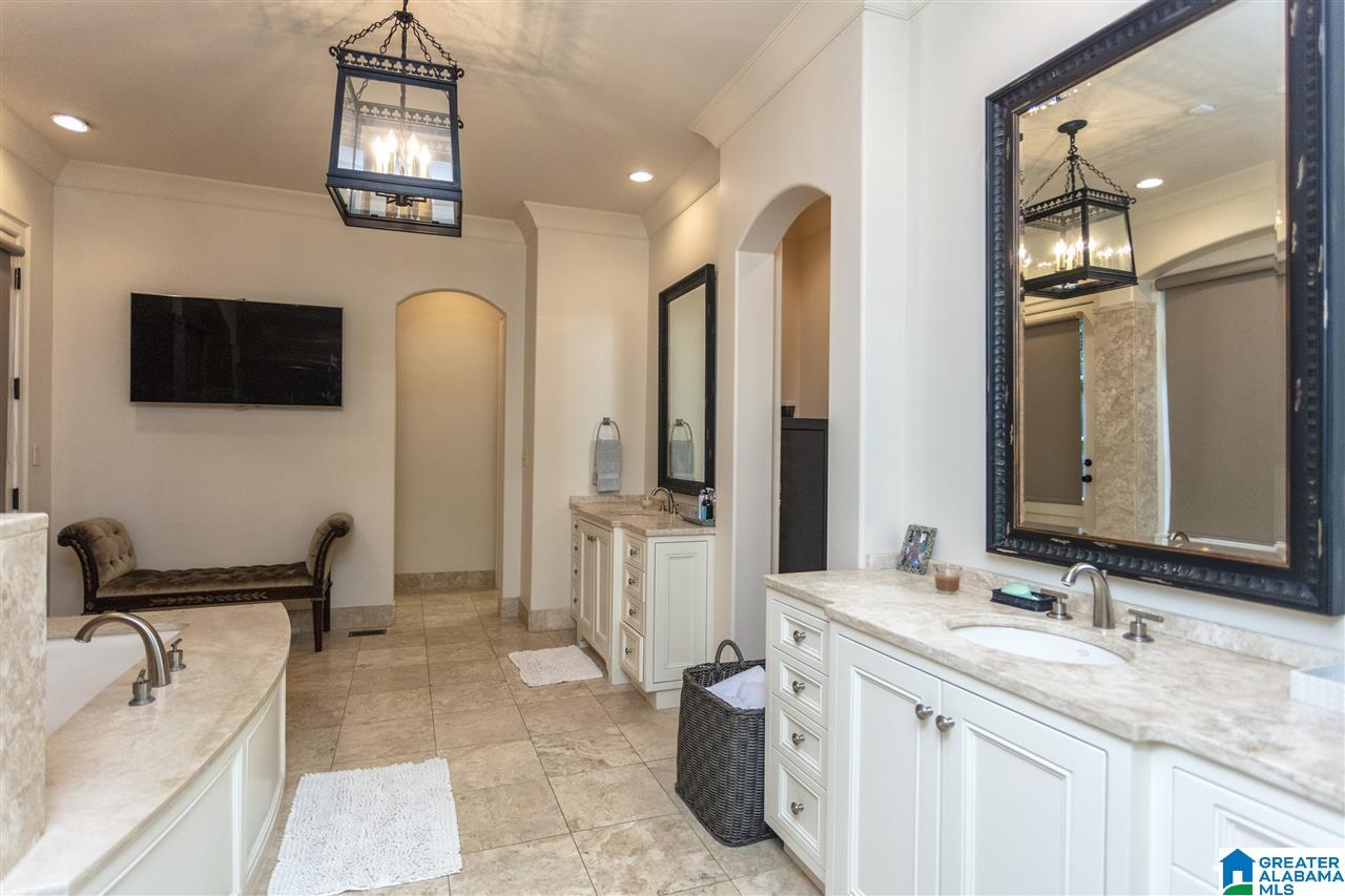 2833 Cherokee Road Birmingham, AL 35223 - Photo 27 of 50