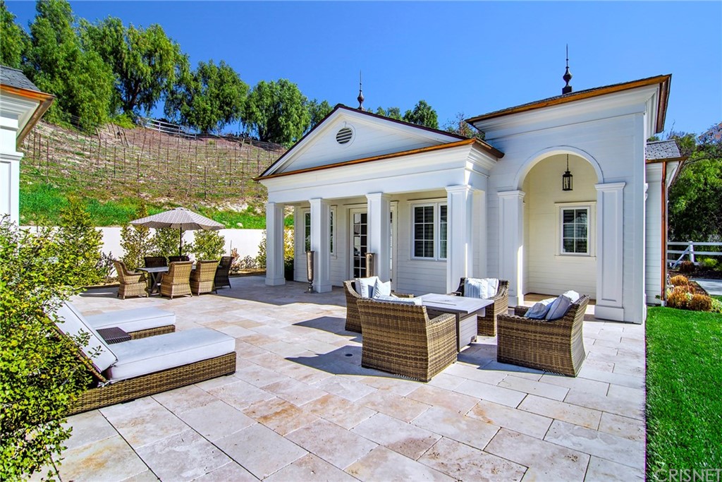 5546 Jed Smith Road Hidden Hills, CA 91302 - Photo 72 of 75 Guest house