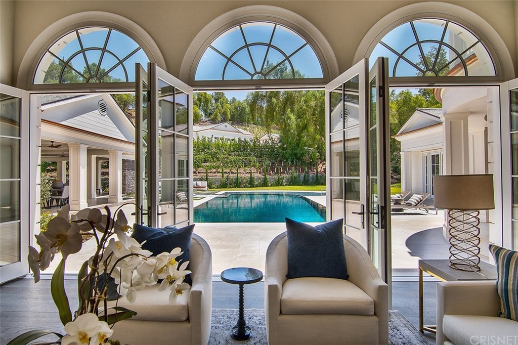 5546 Jed Smith Road Hidden Hills, CA 91302 - Photo 10 of 75