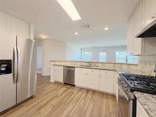 $2,050 | 18126 Emerybrook Court, Richmond, TX 77407