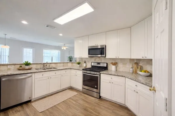 $2,050 | 18126 Emerybrook Court, Richmond, TX 77407