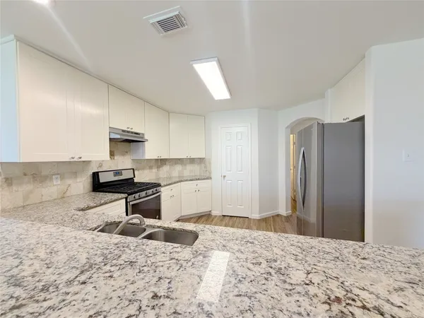 $2,050 | 18126 Emerybrook Court, Richmond, TX 77407
