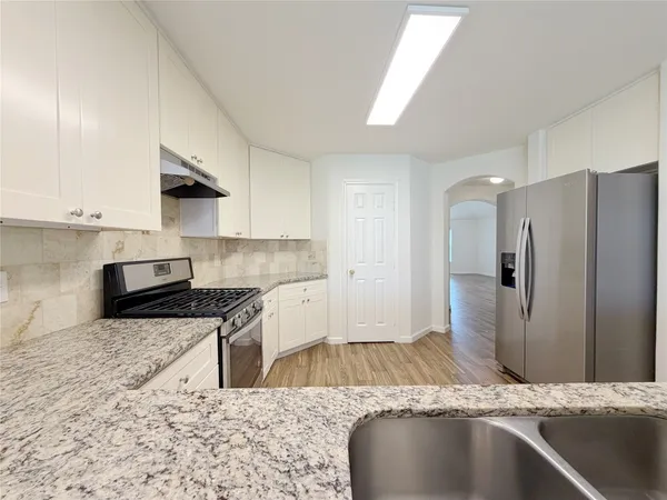 $2,050 | 18126 Emerybrook Court, Richmond, TX 77407