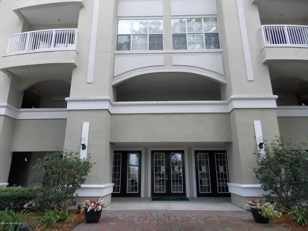 $1,175 | 8290 Gate Parkway West, Unit 419, Jacksonville, FL 32216