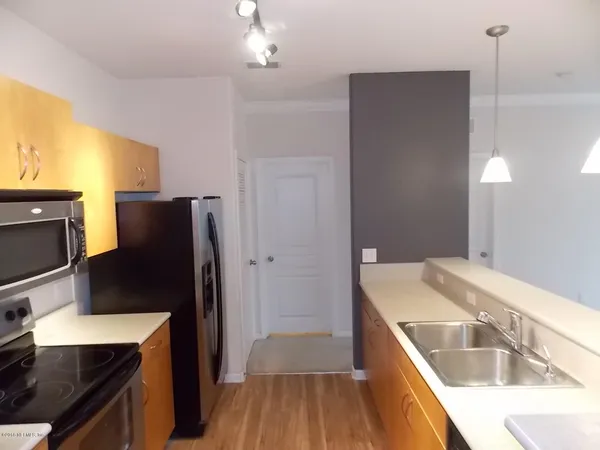 $1,175 | 8290 Gate Parkway West, Unit 419, Jacksonville, FL 32216