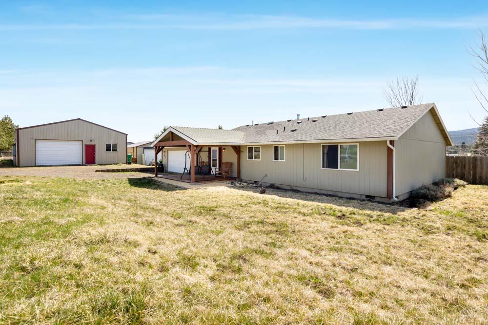 9710 Ben Kerns Road Klamath Falls, OR 97601 - Photo 4 of 50 04