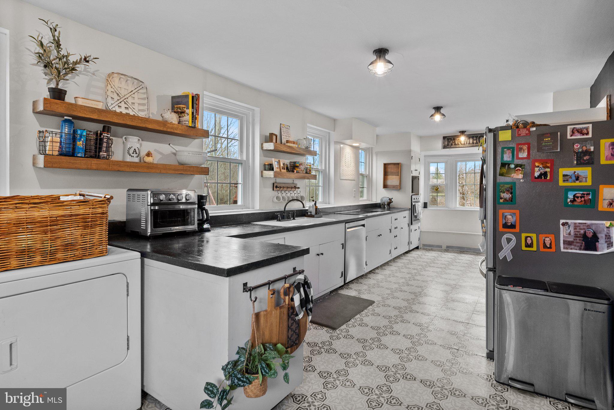 737 Willow Run Road Lower Gwynedd, PA 19002 - Photo 6 of 37