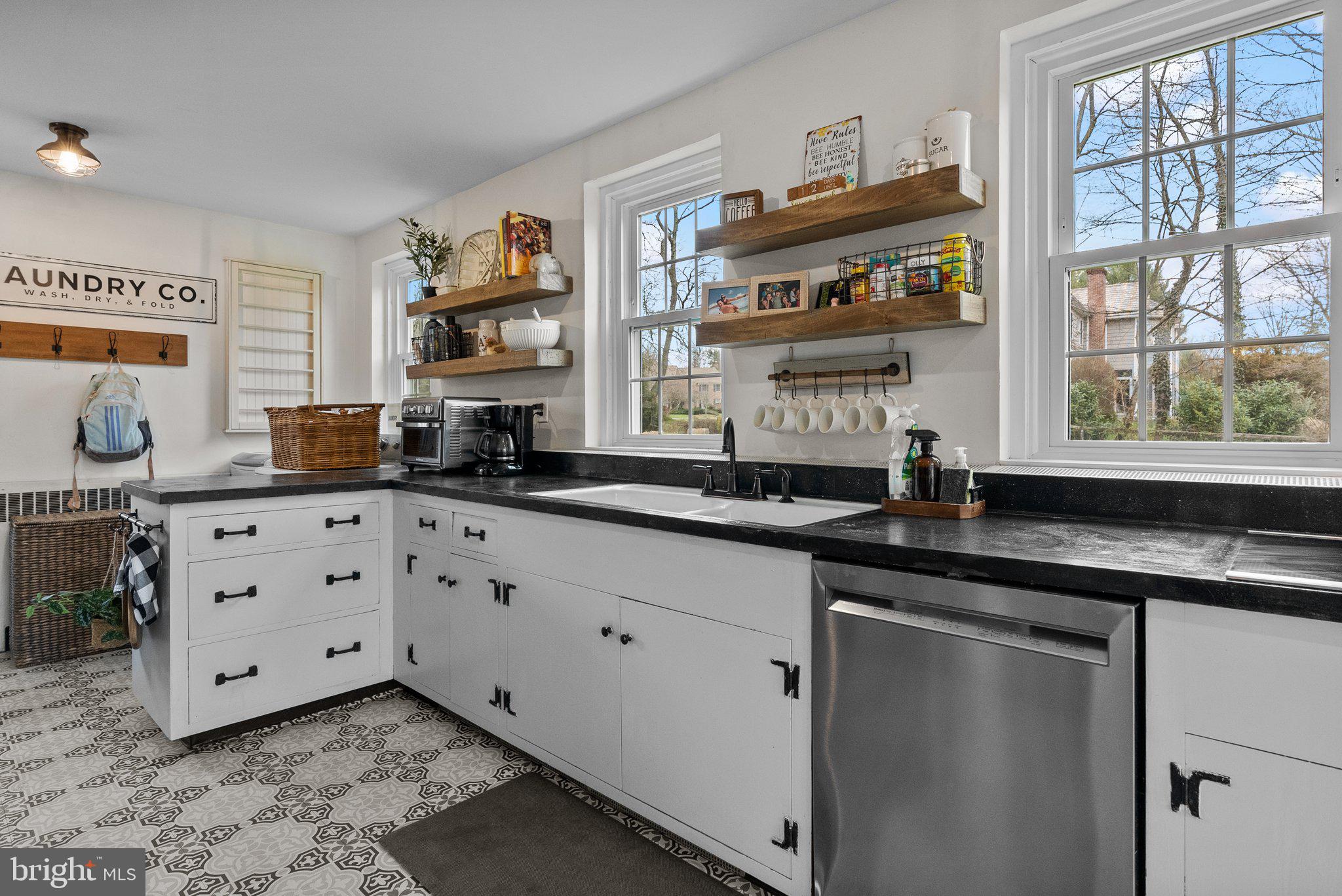 737 Willow Run Road Lower Gwynedd, PA 19002 - Photo 10 of 37