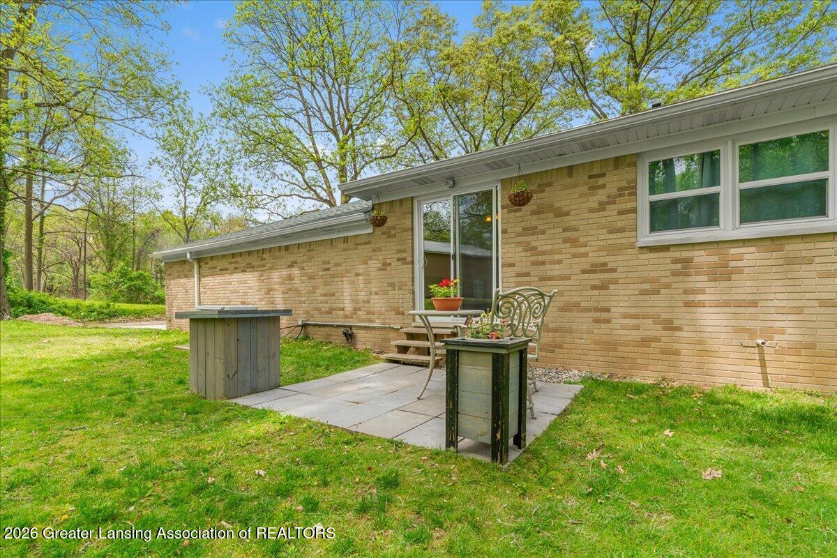 6540 Drumheller Road Bath, MI 48808 - Photo 26 of 41 41-Media Jett - 39