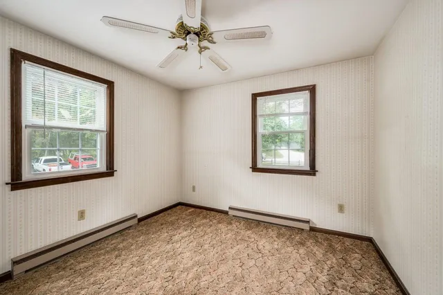 $635,000 | 140 Kingston Road, Exeter, NH 03833