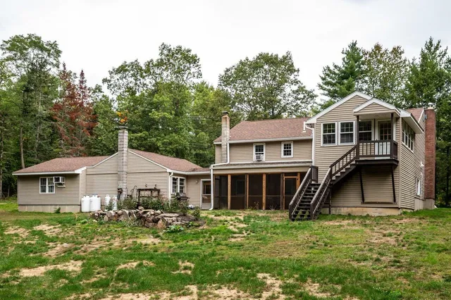 $635,000 | 140 Kingston Road, Exeter, NH 03833