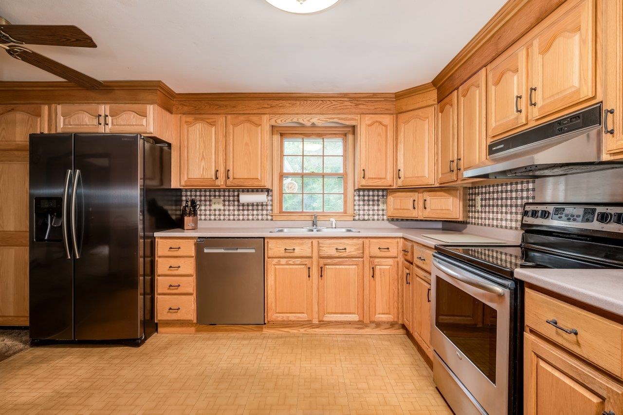 140 Kingston Road Exeter, NH 03833 - Photo 10 of 33