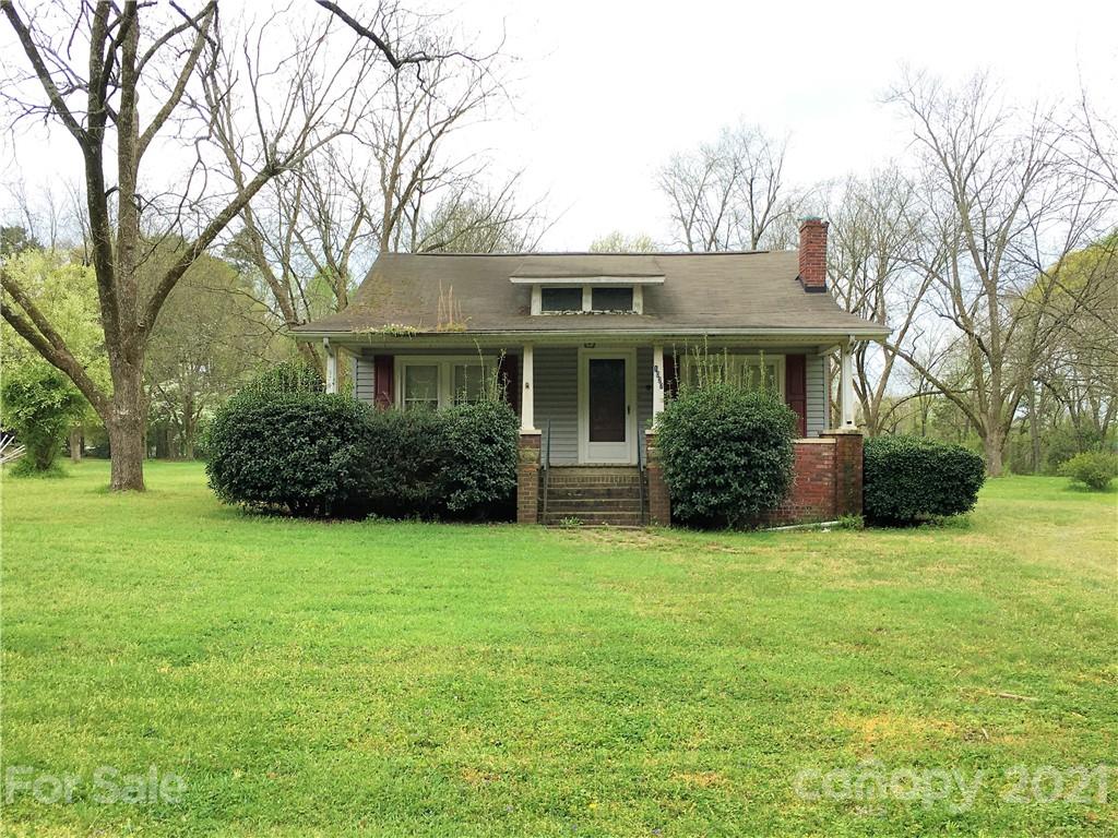 1027 Tom Sadler Road Charlotte, NC 28214 - Photo 2 of 19 Gallery Image 2
