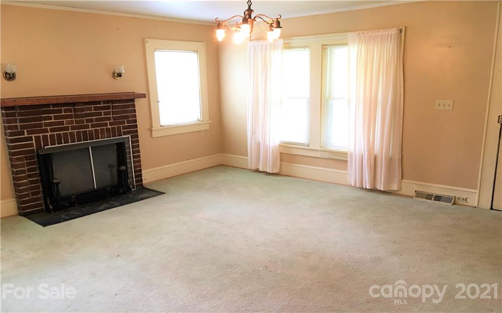 1027 Tom Sadler Road Charlotte, NC 28214 - Photo 12 of 19 Gallery Image 12