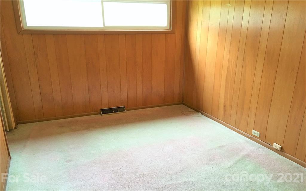 1027 Tom Sadler Road Charlotte, NC 28214 - Photo 18 of 19 Gallery Image 18