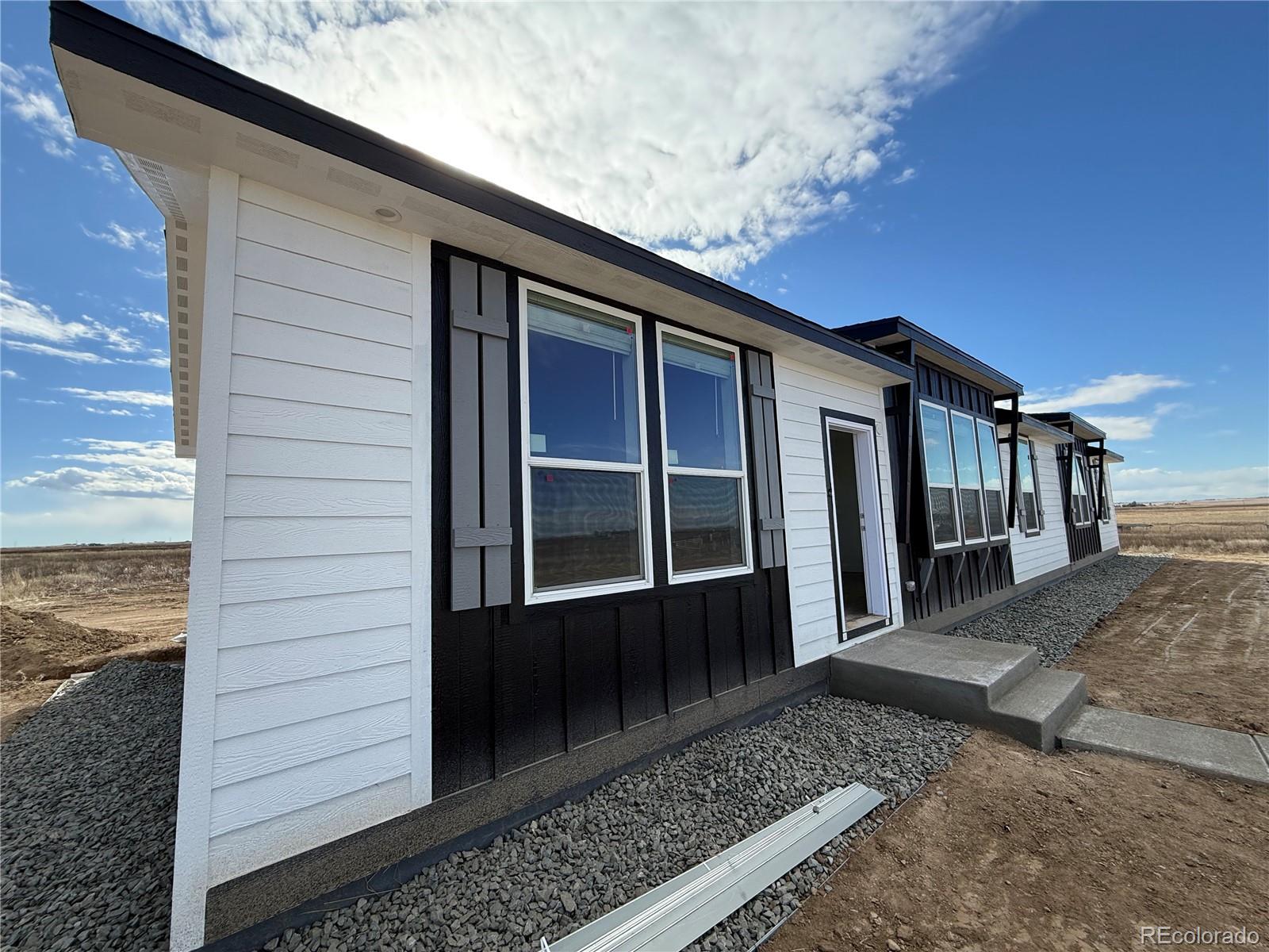 5003 Pass Me By Road Strasburg, CO 80136 - Photo 23 of 25