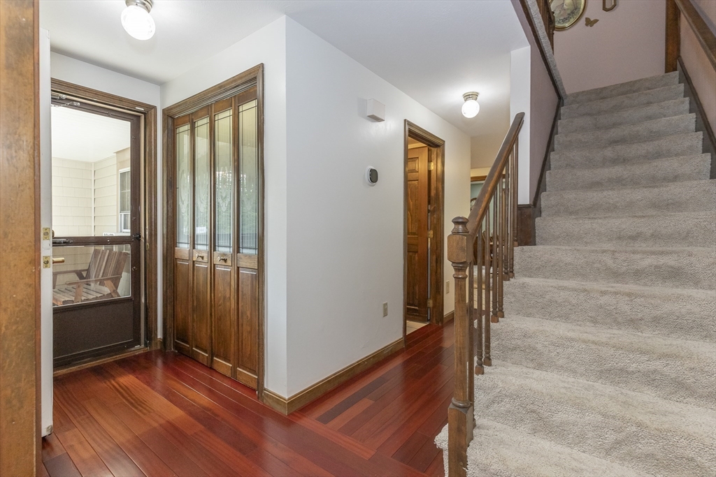 4 Hart Road Chelmsford, MA 01824 - Photo 22 of 37