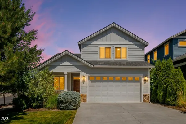 $679,000 | 20768 Northeast Horizon Ridge Place, Bend, OR 97701