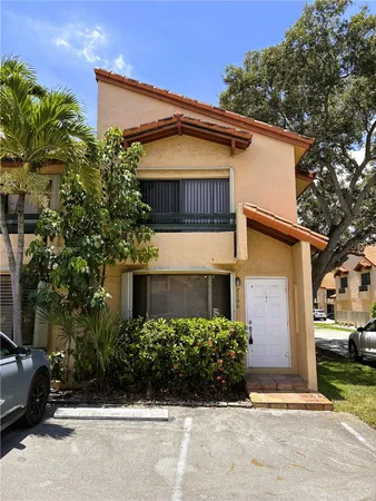 $2,950 | 7796 Southwest 102nd Lane, Unit 7796, Miami, FL 33156