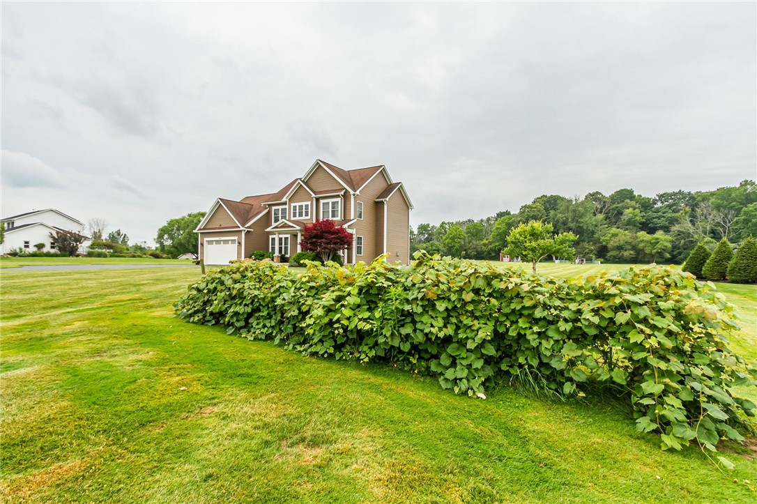 2410 Andrews Road Canandaigua, NY 14424 - Photo 4 of 48
