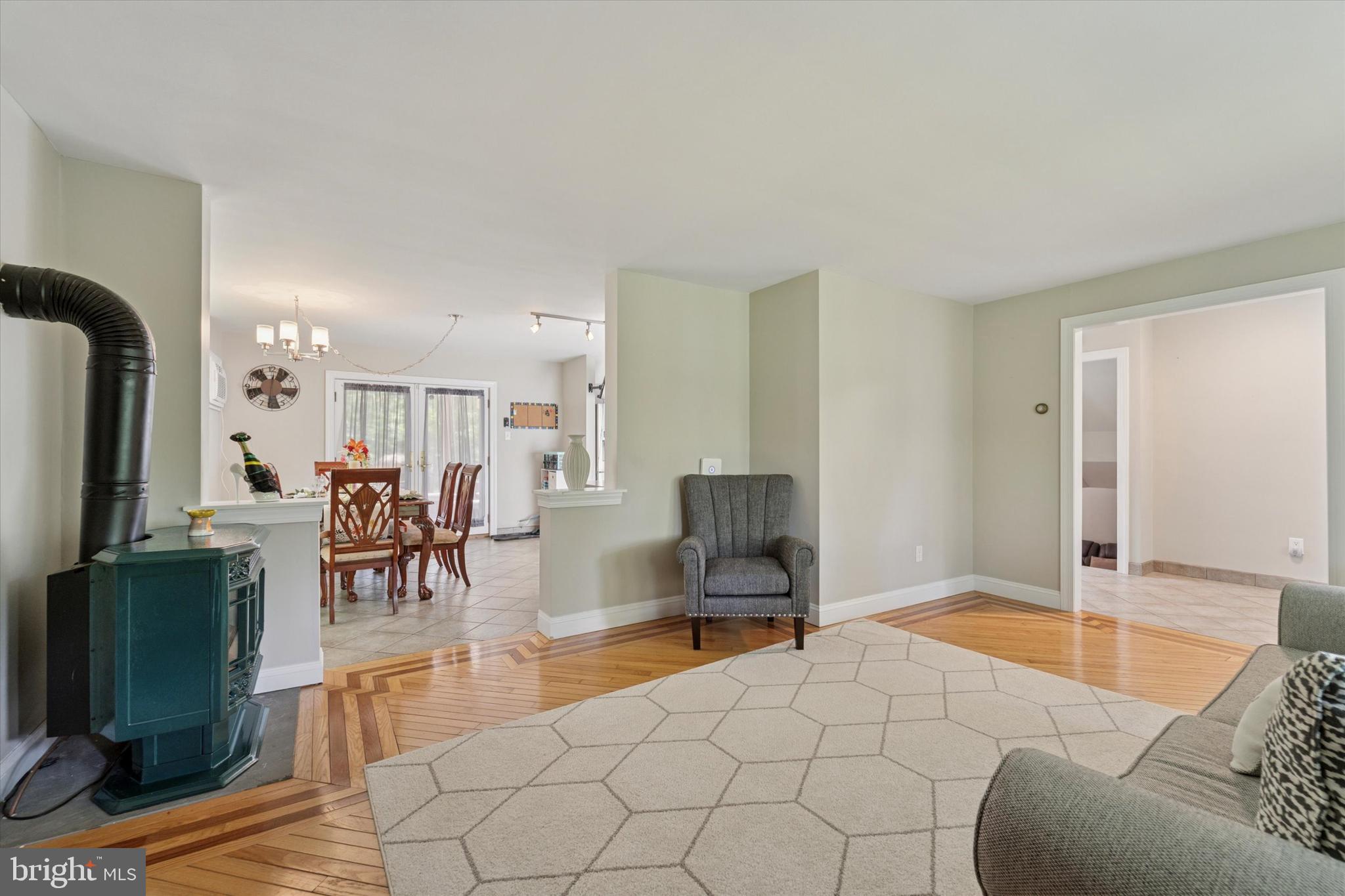 3370 Morris Road Lansdale, PA 19446 - Photo 10 of 60 Living room