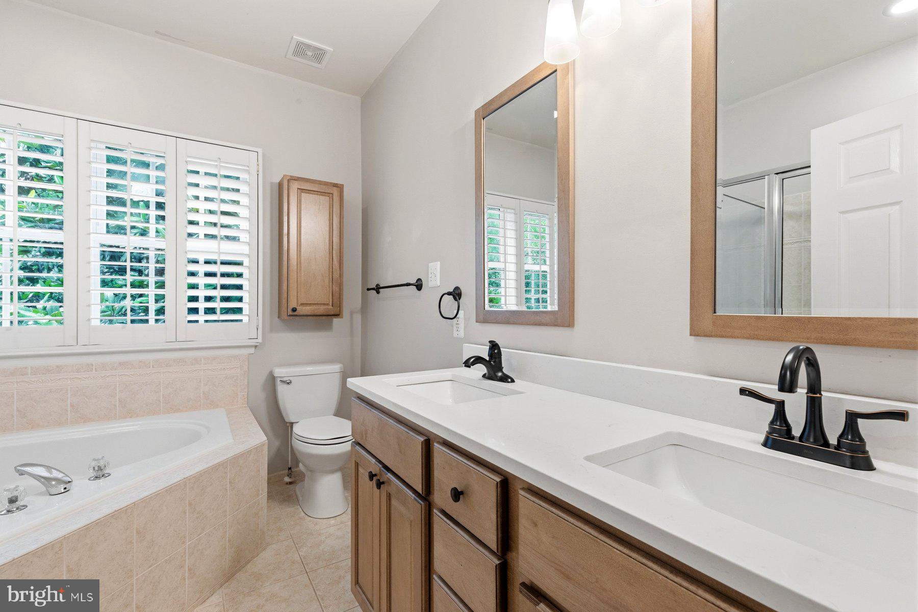 184 Hickory Point Road Pasadena, MD 21122 - Photo 24 of 57