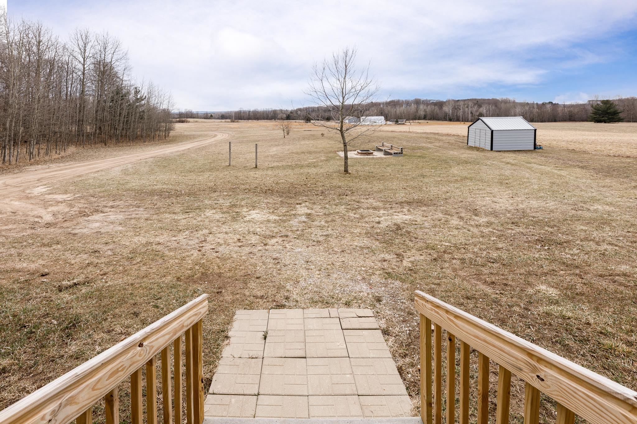 11907 No 31 Road Kingsley, MI 49649 - Photo 33 of 39 1898541-33.JPG