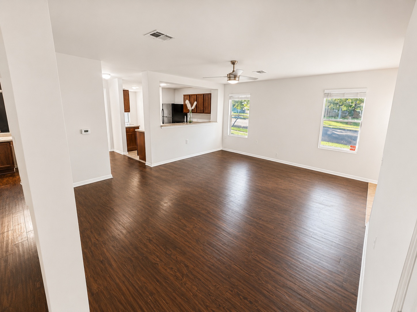 7101 Cayenne Lane Austin, TX 78741 - Photo 3 of 18